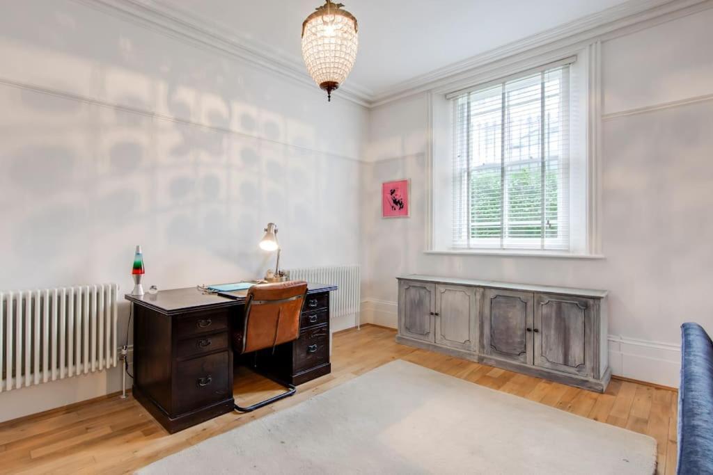 Princes Villa - Large Fully Self Contained Flat, 5 Minutes From The Sea Hastings Extérieur photo