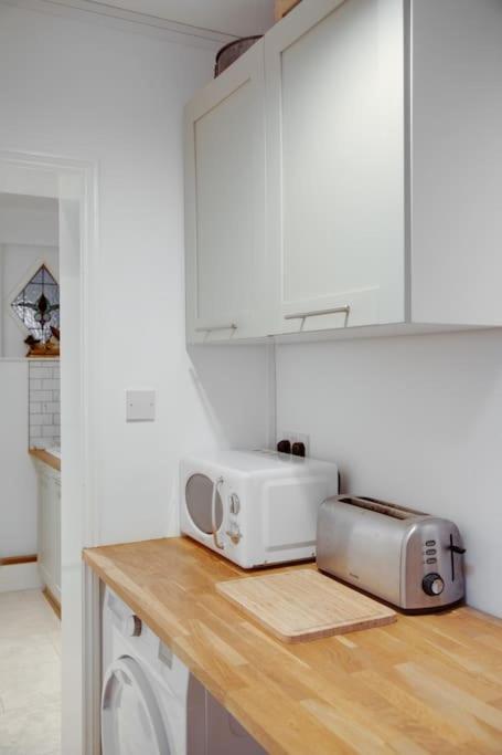 Princes Villa - Large Fully Self Contained Flat, 5 Minutes From The Sea Hastings Extérieur photo